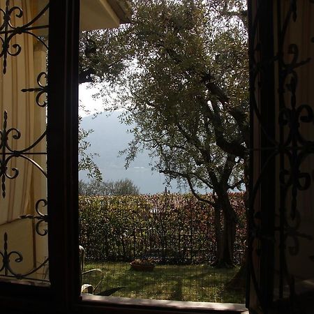 Sarnico Giardino Sul Lago ภายนอก รูปภาพ